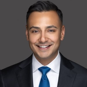 Rachel Martel MD Doctor Mobile Website Headshot (264 X 264 Px) (300 X 300 Px)